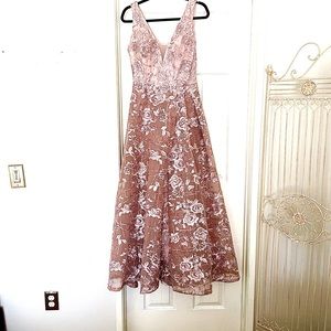 Stunning Lace, Over-Lapping Ball Gown. Size 8 (Made by Lara)